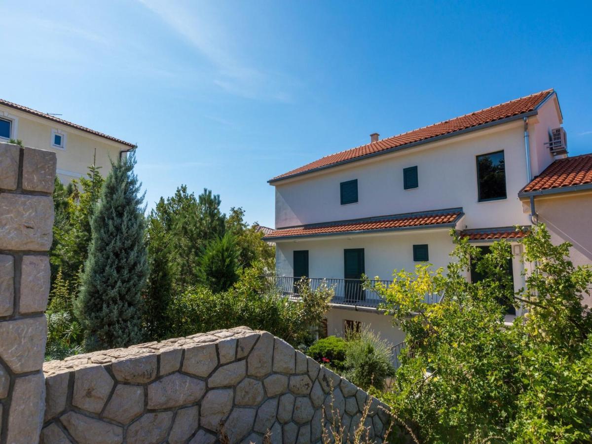 Apartments Loncaric Crikvenica Exterior photo
