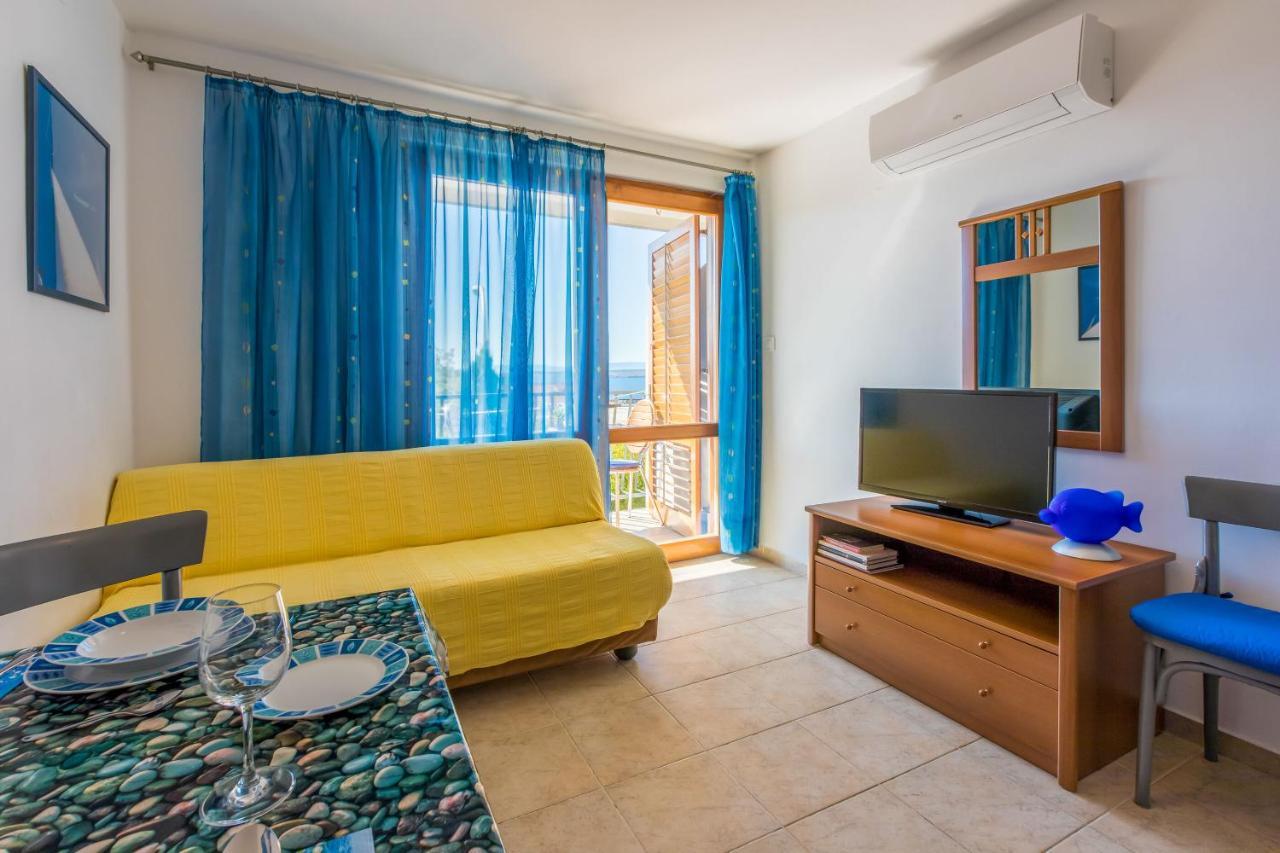 Apartments Loncaric Crikvenica Exterior photo