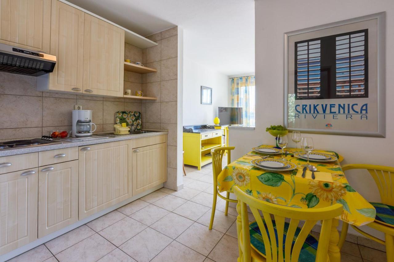 Apartments Loncaric Crikvenica Exterior photo