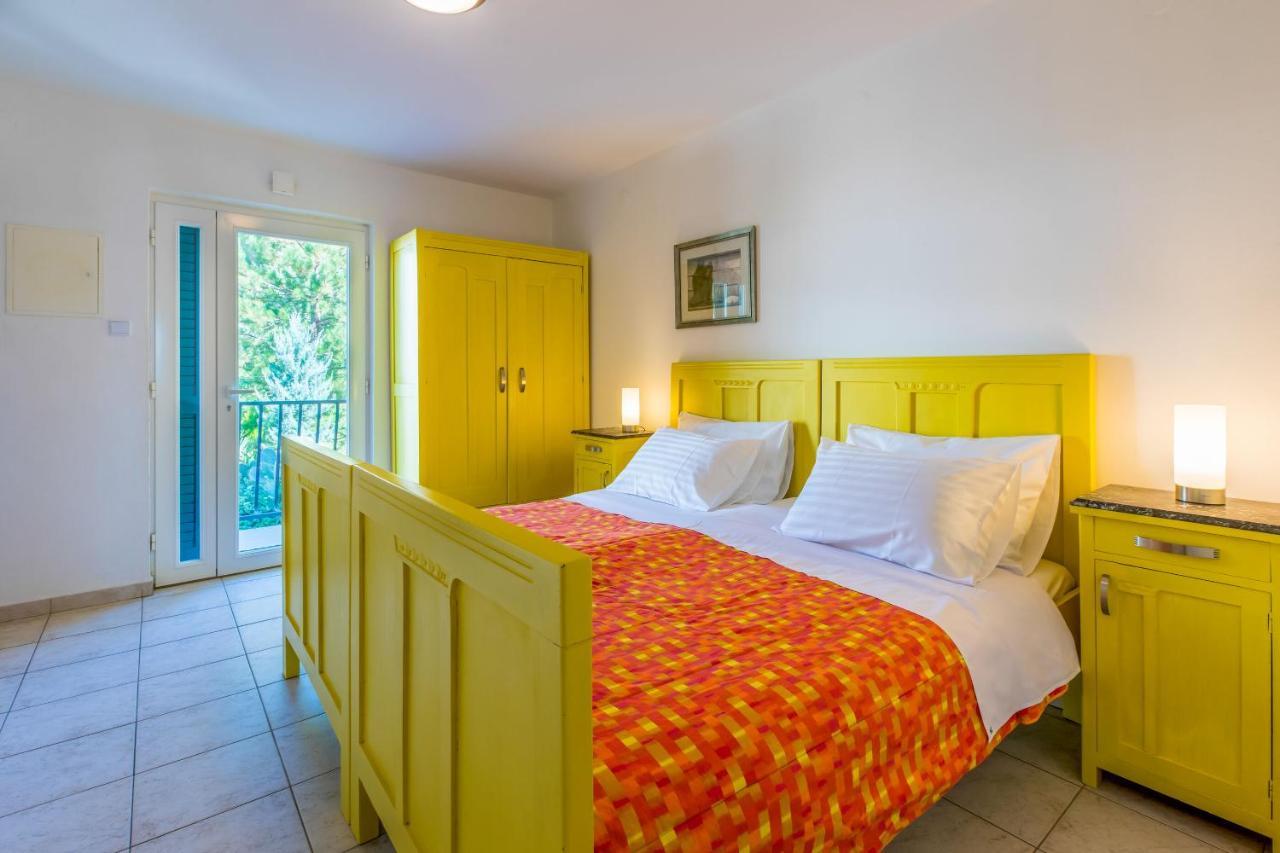 Apartments Loncaric Crikvenica Exterior photo