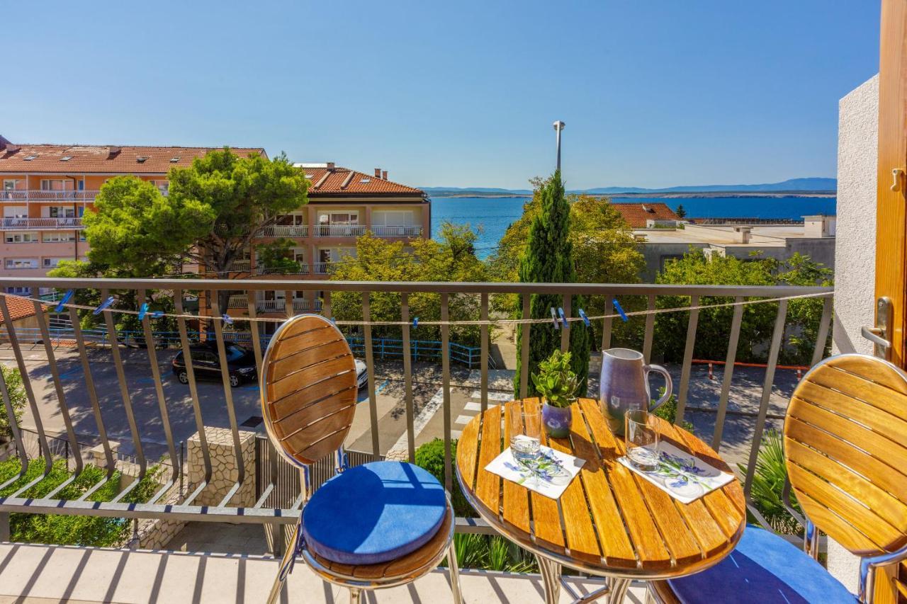 Apartments Loncaric Crikvenica Exterior photo
