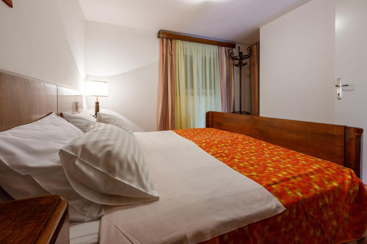 Apartments Loncaric Crikvenica Exterior photo
